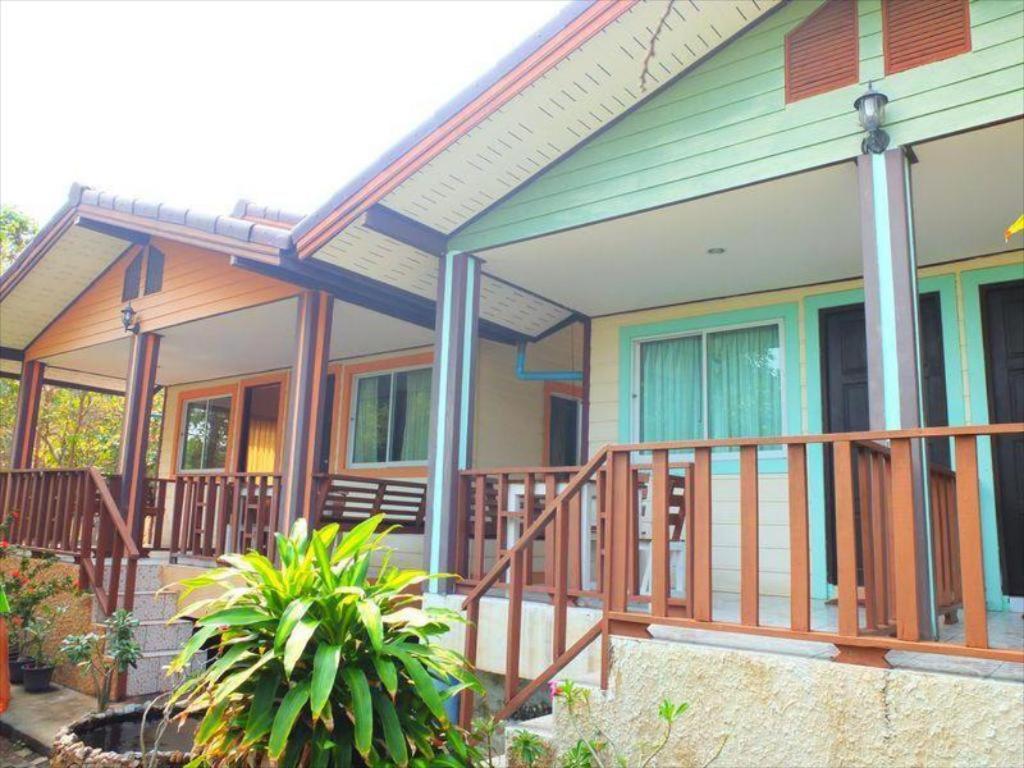 Kanchanaporn Resort Larn-sziget Kültér fotó