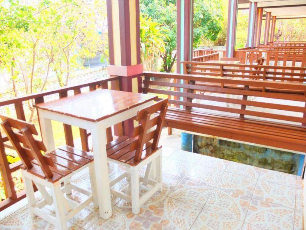 Kanchanaporn Resort Larn-sziget Kültér fotó