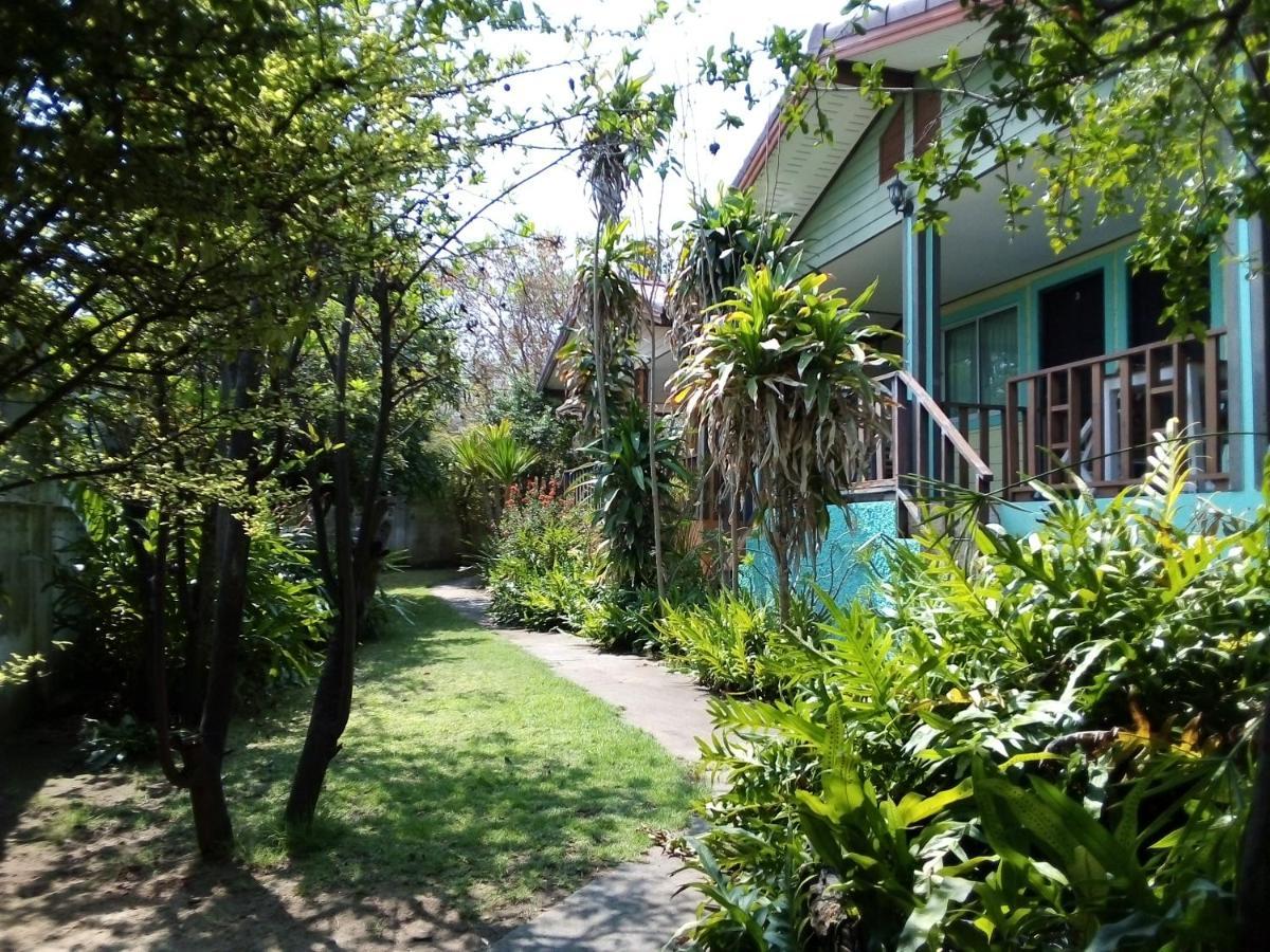 Kanchanaporn Resort Larn-sziget Kültér fotó