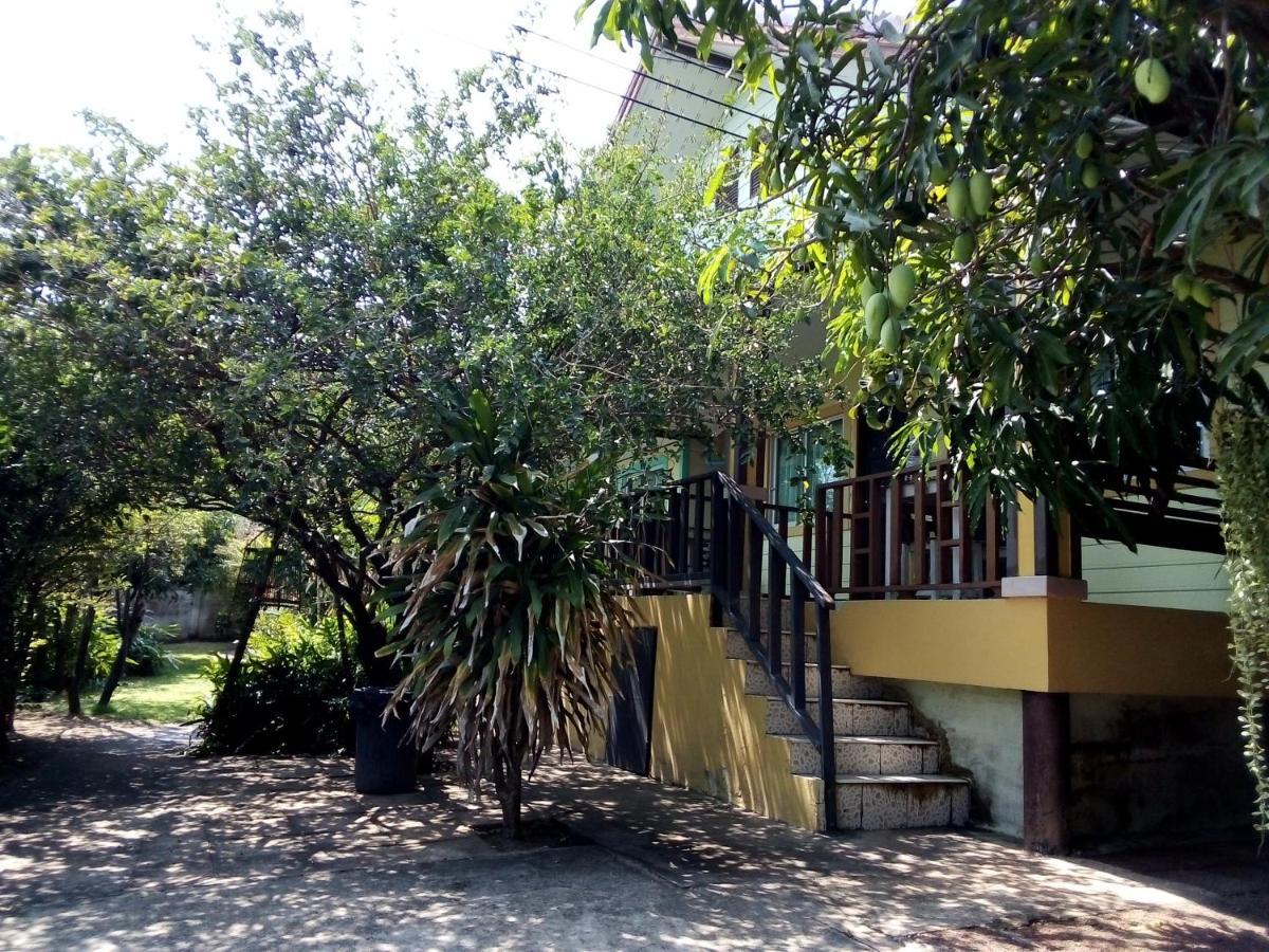 Kanchanaporn Resort Larn-sziget Kültér fotó