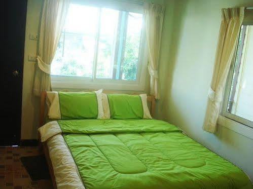 Kanchanaporn Resort Larn-sziget Kültér fotó