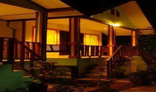 Kanchanaporn Resort Larn-sziget Kültér fotó